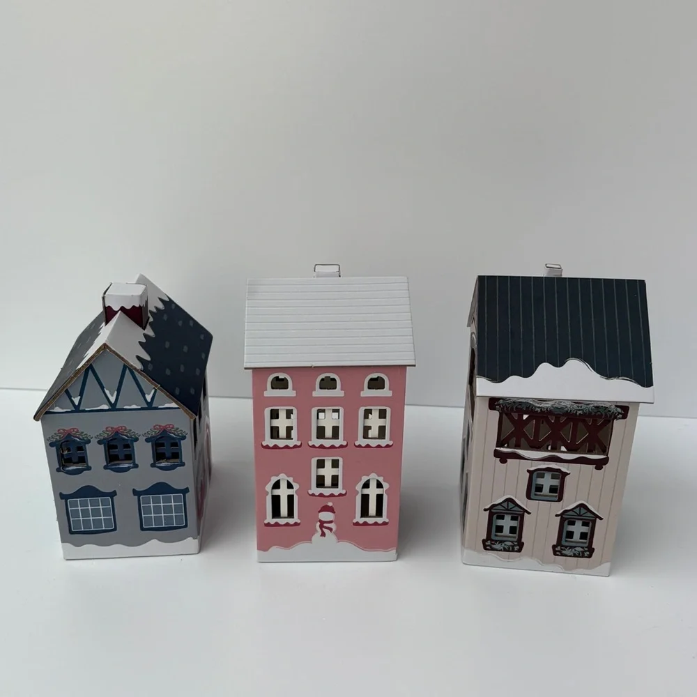 Target Bullseye Playground Paper‎ Christmas Village 3 Houses Dollar Spot